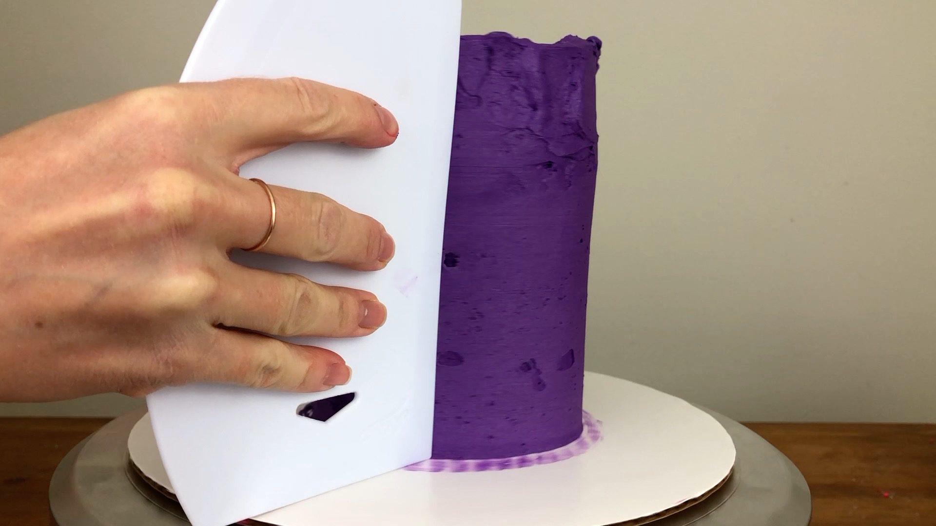 5 Tips for Perfectly Textured Frosting British Girl Bakes