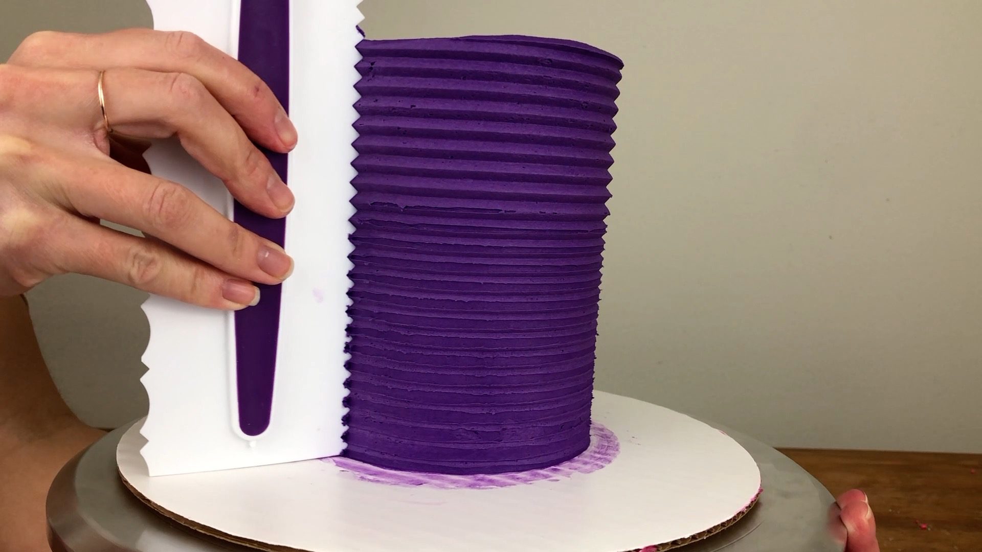 5 Tips for Perfectly Textured Frosting British Girl Bakes