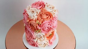 1M rose frosting with gold leaf for 20 ways to decorate edible gold cakes