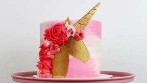 pink unicorn cake with russian tip flower mane 20 ways to decorate edible gold cakes