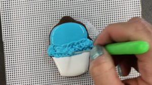 blur texture lines with a cookie scribe 3 tricks for cookie decorating