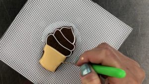 cookie scribe for flooding icing 3 tricks for cookie decorating