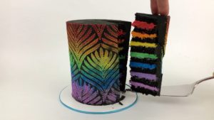 use gel colours for bright colours on buttercream cakes