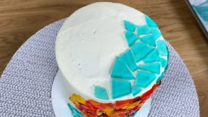 place jelly on top of cake too for Stained Glass Jelly Cake Tutorial