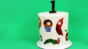 hungry caterpillar cake inspired by book 50 ideas for cake inspiration