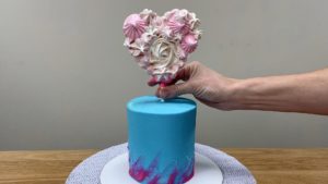 how to frost a cake 7 Secrets For Smooth Frosting