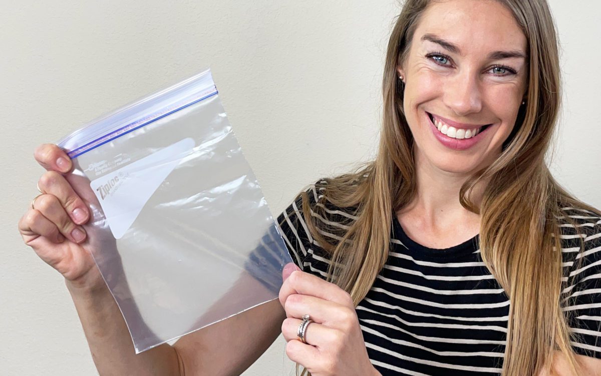 6 Ways To Decorate Cakes Using Ziploc Bags British Girl Bakes