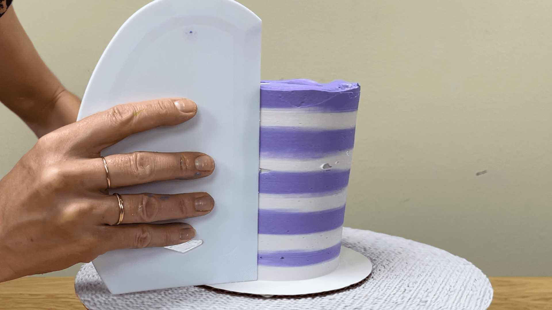 6 Ways To Decorate Cakes Using Ziploc Bags British Girl Bakes