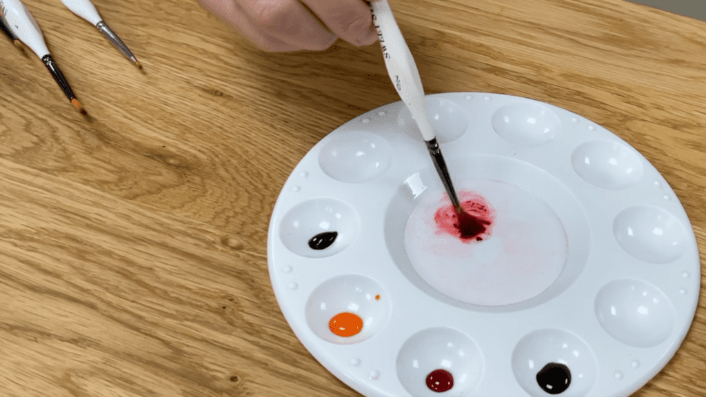 use gels mixed with alcohol to paint on cake How to Paint on Cakes