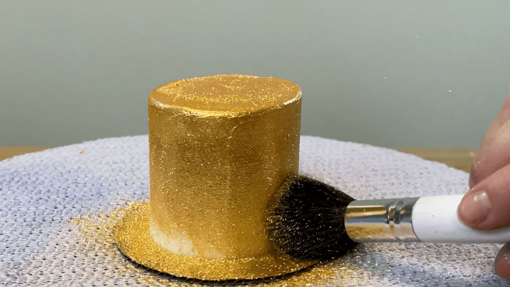 brush frosting on cake with gold luster dust or prism powder gold cakes 3 ways