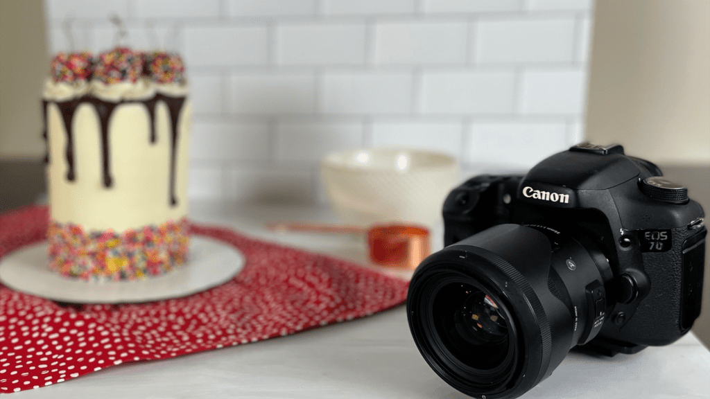 use an fstop like 2.8 for an out of focus background in food photography