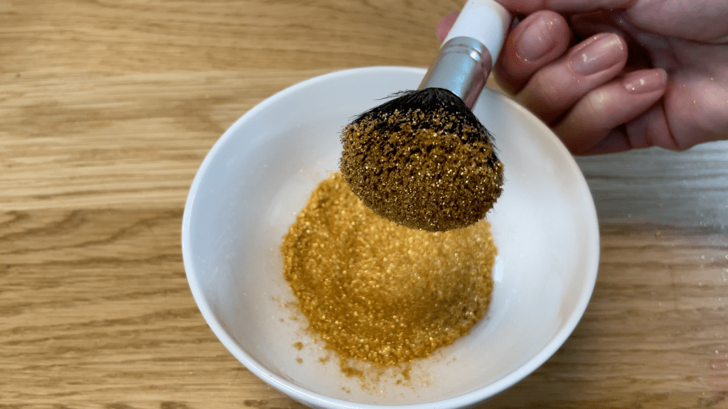 gold luster dust or prism powder gold cakes 3 ways