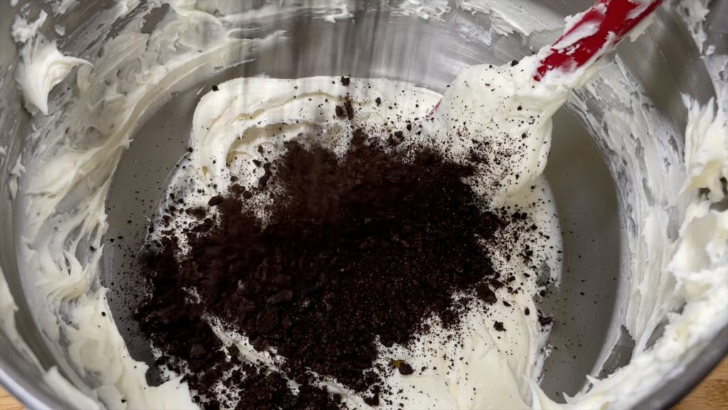 add oreo cookie crumbs to buttercream to make cookies and cream frosting 1 frosting recipe 100s of flavours