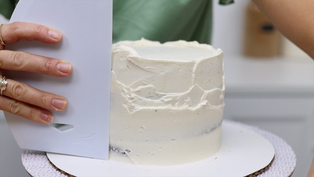 apply and smooth a crumb coat 10 Tips for your First Cake