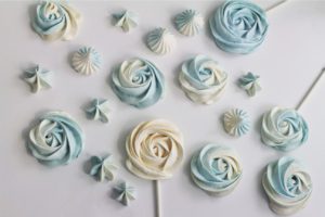 meringue pops on sticks