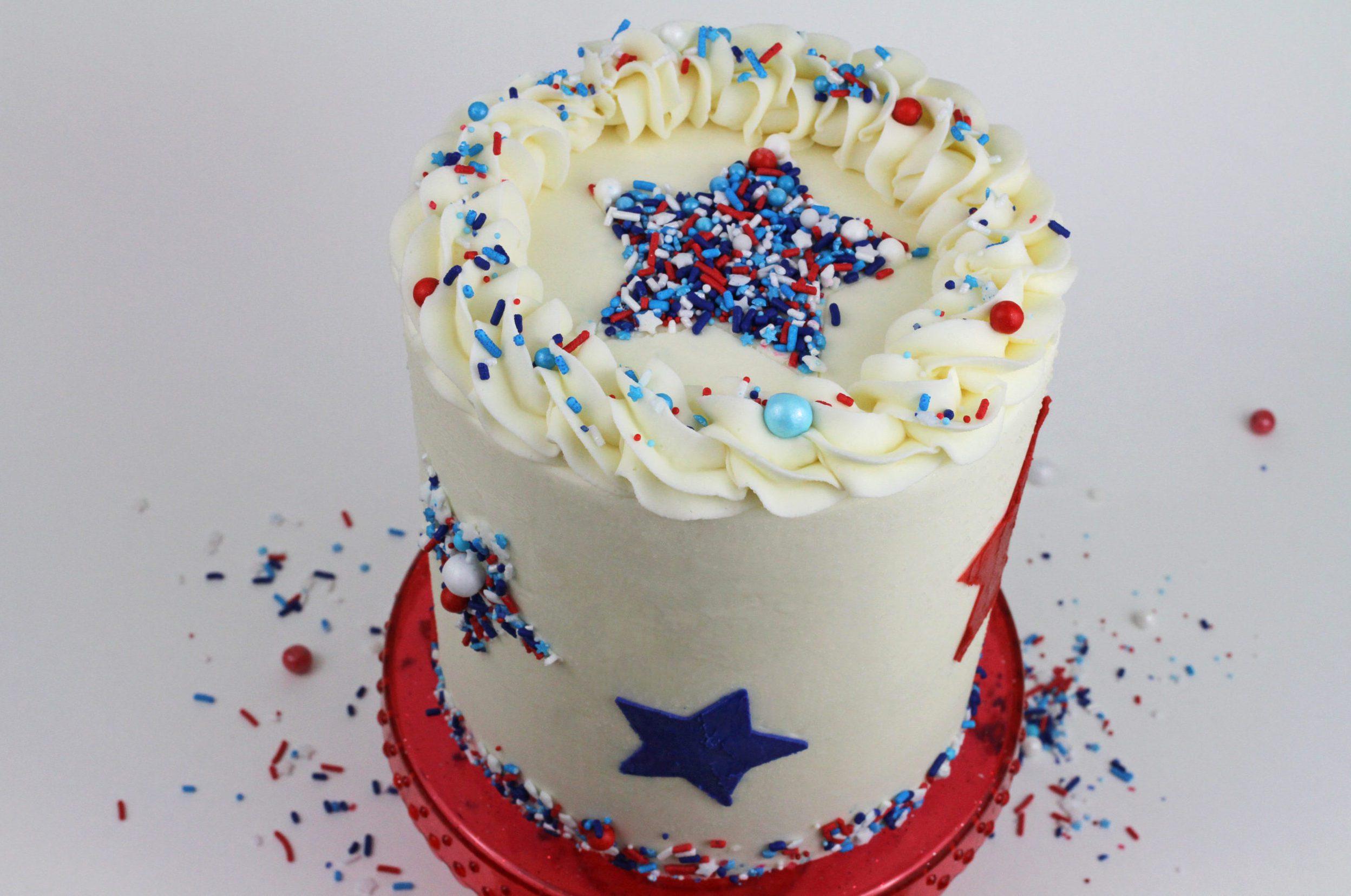 6 Ideas for Cake Decorating with Cookie Cutters British Girl Bakes