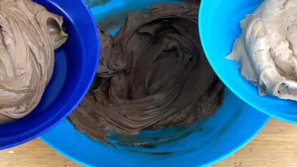 different shades of best chocolate buttercream to frost a cake