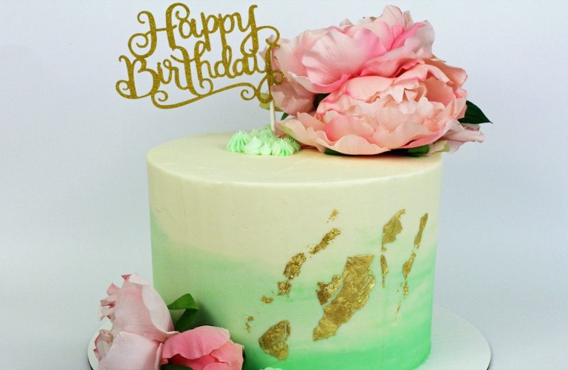 20 Ways to Decorate Gold Cakes British Girl Bakes