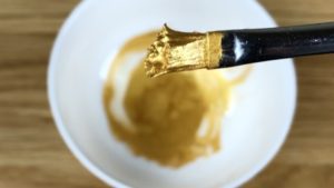 bold edible gold paint with luster dust for gold buttercream pumpkins