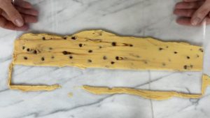 leopard print frosting using acetate cake wrap for trendy neon leopard print cake