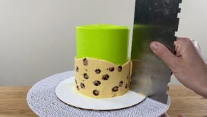 smooth leopard print frosting on trendy neon leopard print cake