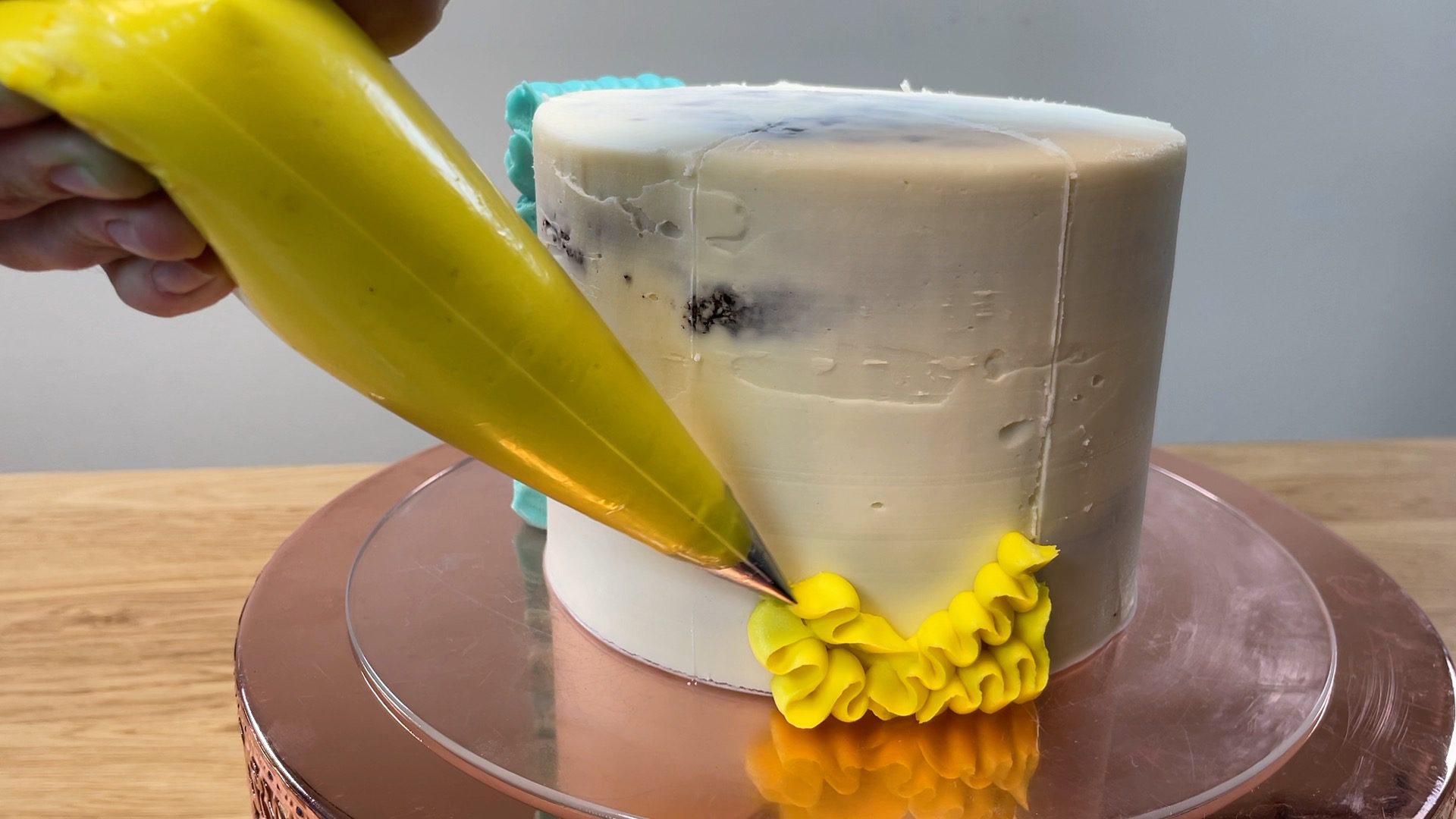 6 Easy Piping Techniques for Frosting Cakes with NO Turntable British Girl Bakes