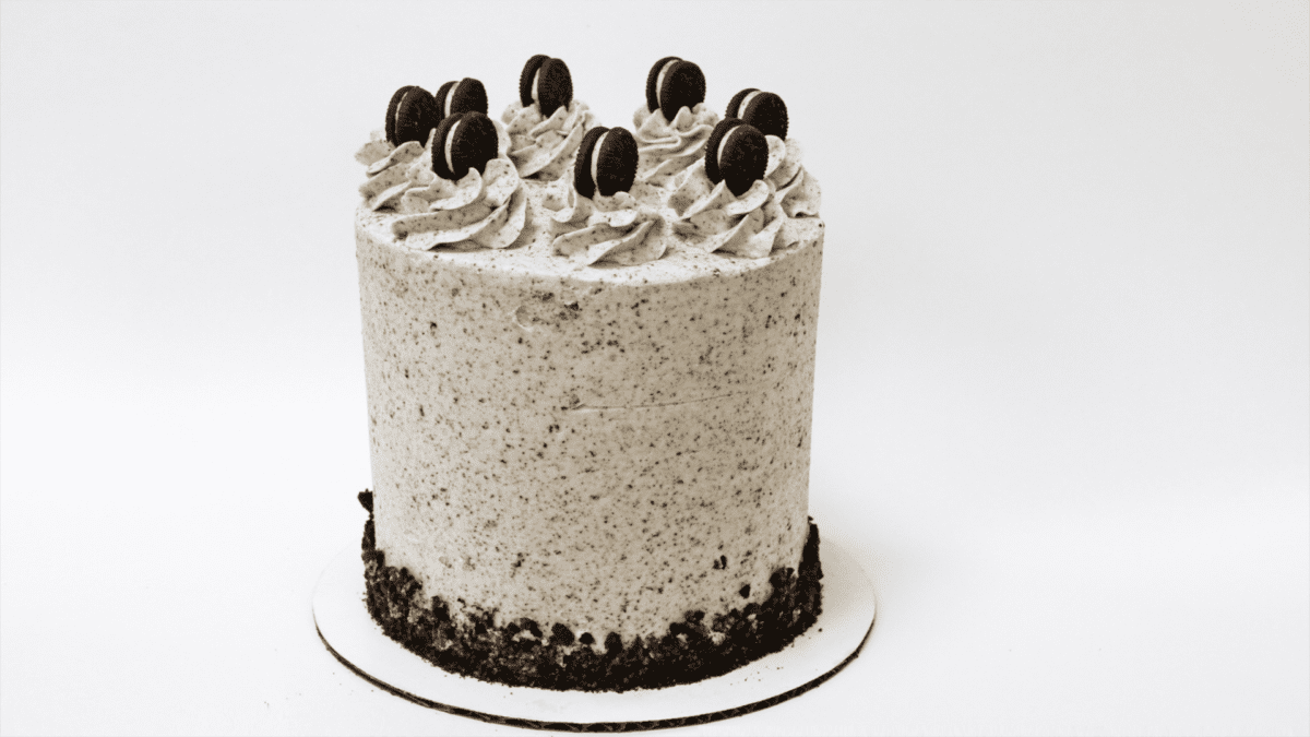 6 Ways To Decorate Cakes Using Ziploc Bags British Girl Bakes