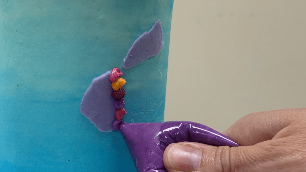 6 Ways To Decorate Cakes Using Ziploc Bags British Girl Bakes