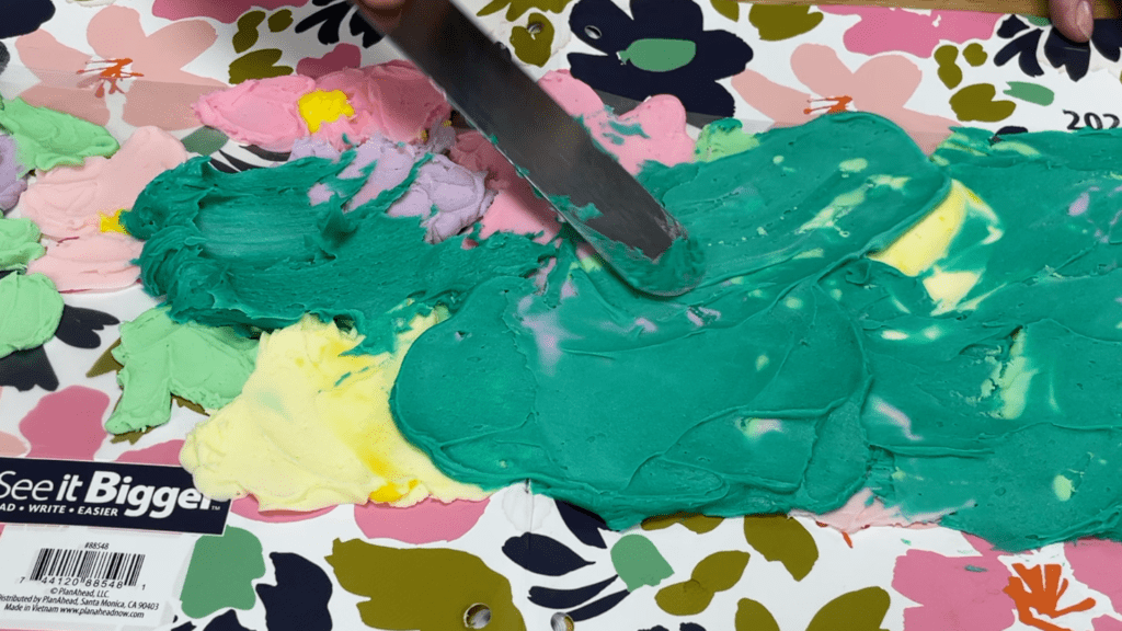 spread background colour over chilled design how to transfer any design onto a cake