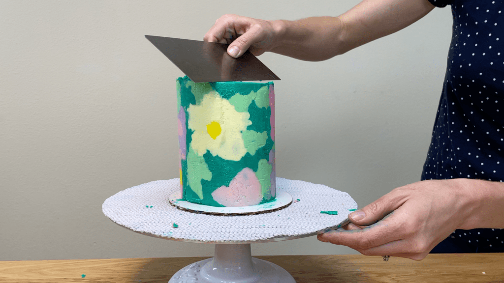 tidy up top edge how to transfer any design onto a cake