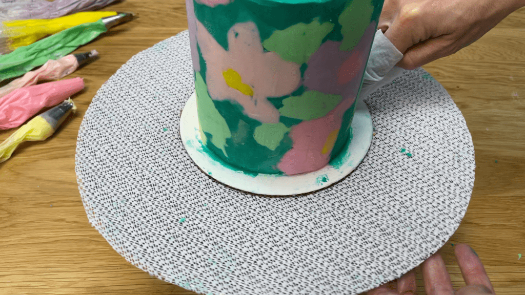 wipe smudges off cake board with paper towel how to transfer any design onto a cake