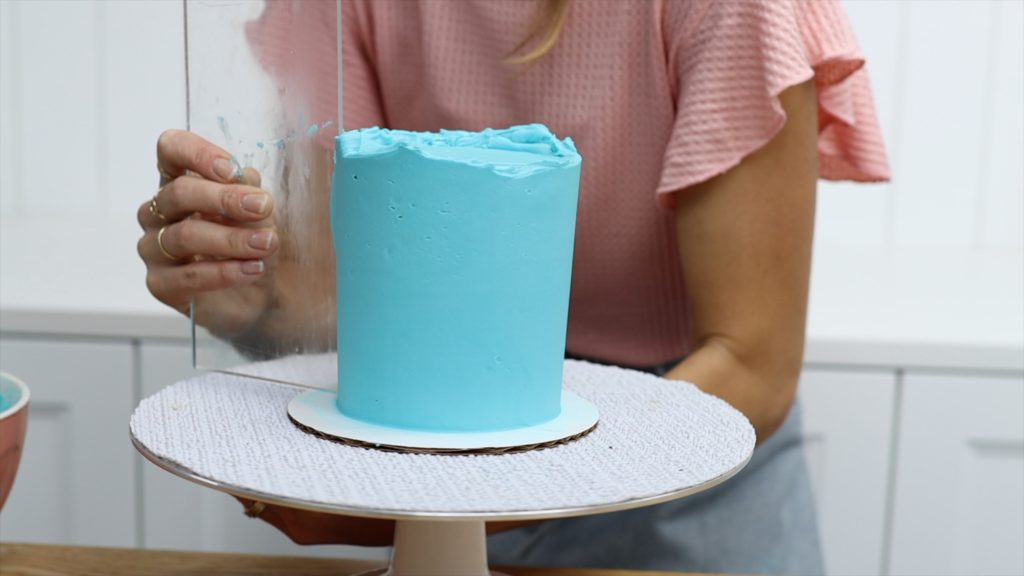 acrylic cake combs create smooth frosting with no dents or grooves Save or Splurge Improve your Cake Decorating with these Tools!