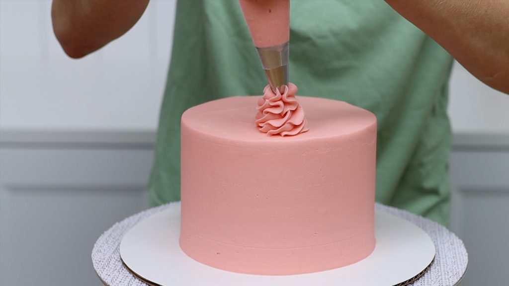 Essential Tools for Cake Decorating - British Girl Bakes