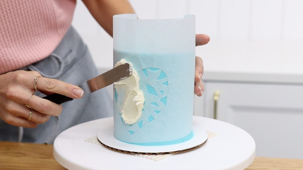 how to use a homemade parchment paper stencil Save or Splurge Improve your Cake Decorating with these Tools!