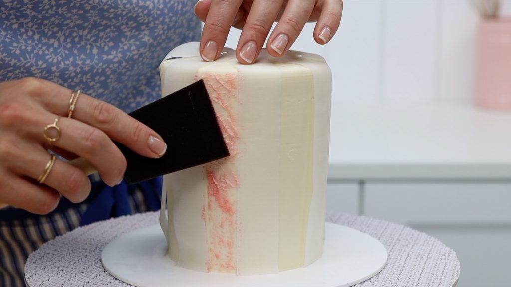 sponge paint cake with buttercream 5 Striped Cake Hacks