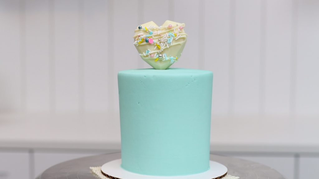 breakable heart cake topper How to Start (and Spot!) Cake Trends