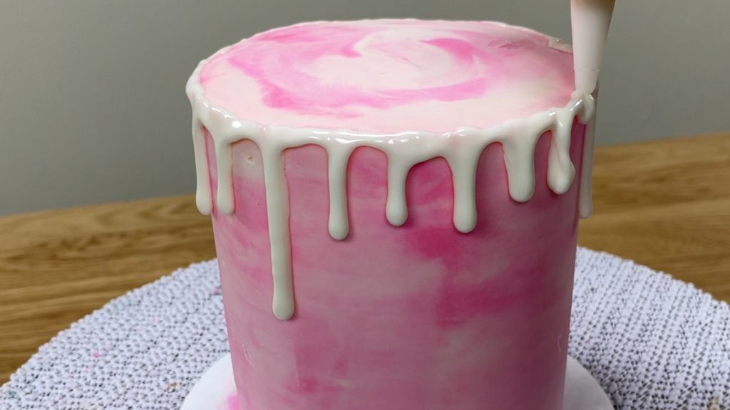 drip cake trend How to Start (and Spot!) Cake Trends