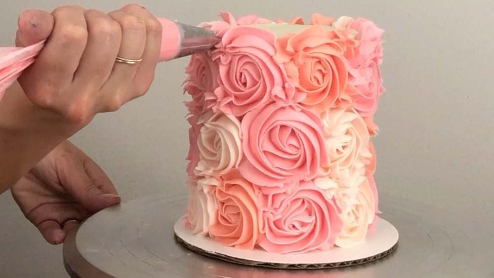 Piped Rose Frosting | British Girl Bakes