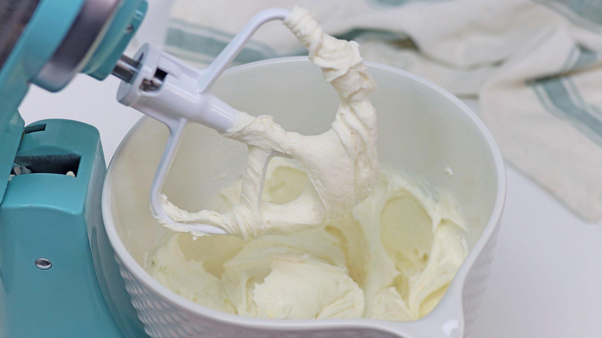 4 Minute Buttercream Frosting British Girl Bakes
