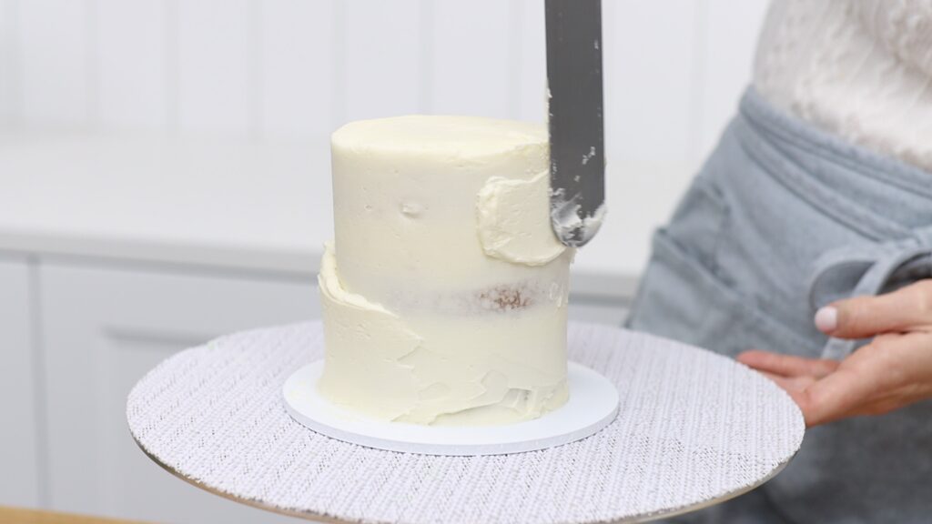 how to make a leaning cake straight | British Girl Bakes