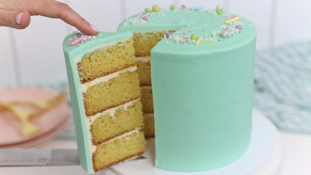 how to slice very vanilla cake British Girl Bakes