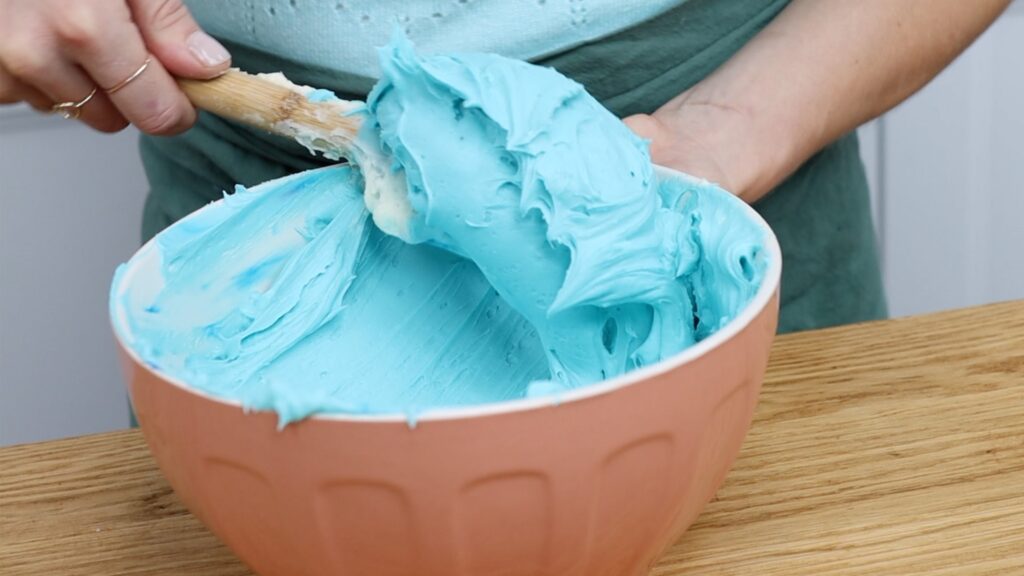 tint buttercream blue with gel colours How to Make an Ice Cream Cake