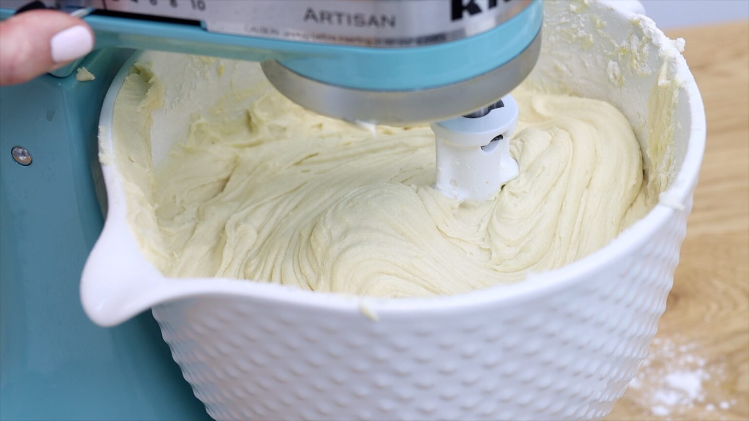 7 Tips for a Moist Vanilla Cake British Girl Bakes