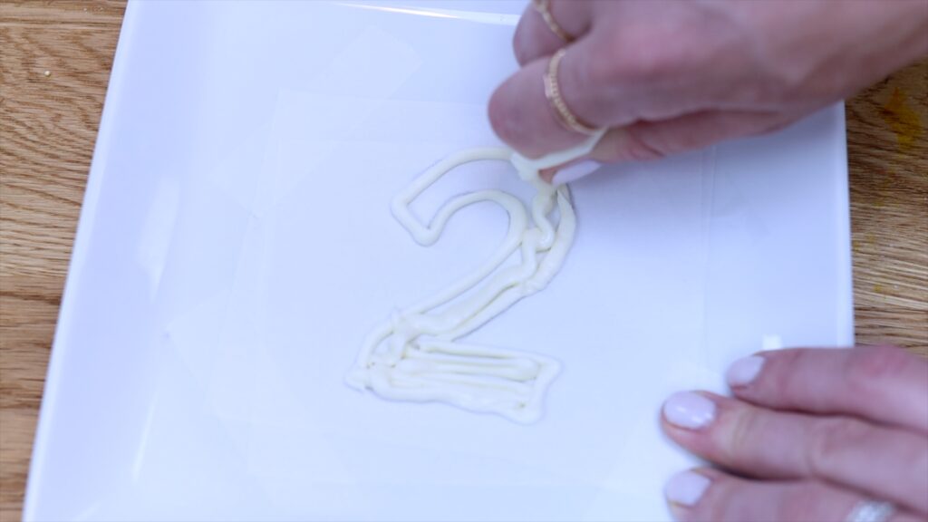 how to make cake toppers with secret tool paper straw for cake decorating