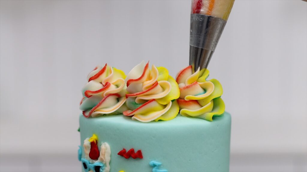 how to pipe rainbow swirls on cakes 15 PIping Hacks for Cake Decorating