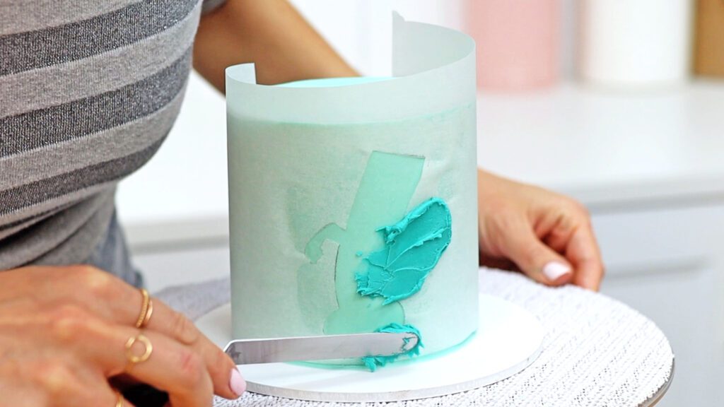 how to make a character cake with parchment paper stencils