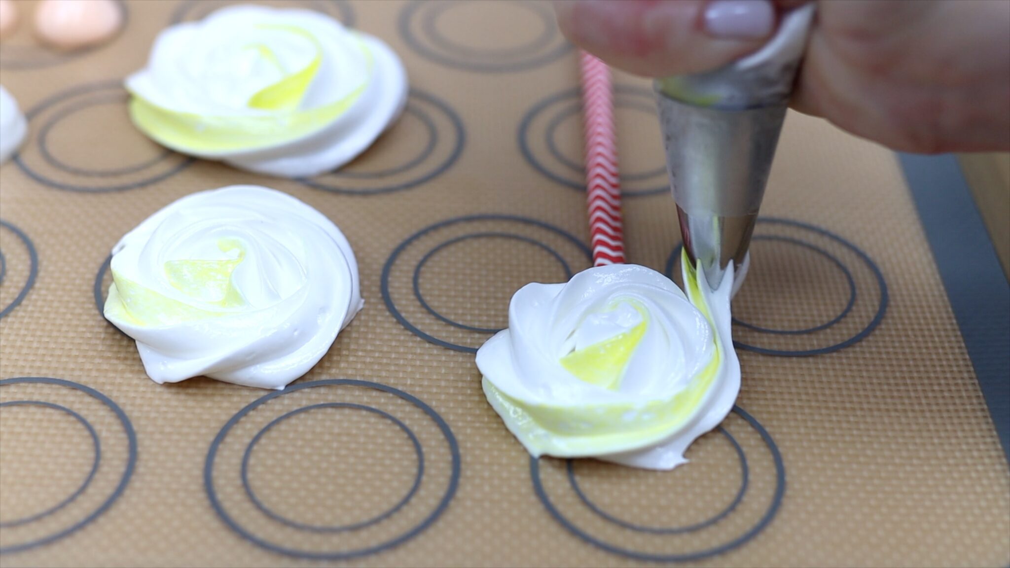 How to Make Meringues for Cake Decorating British Girl Bakes