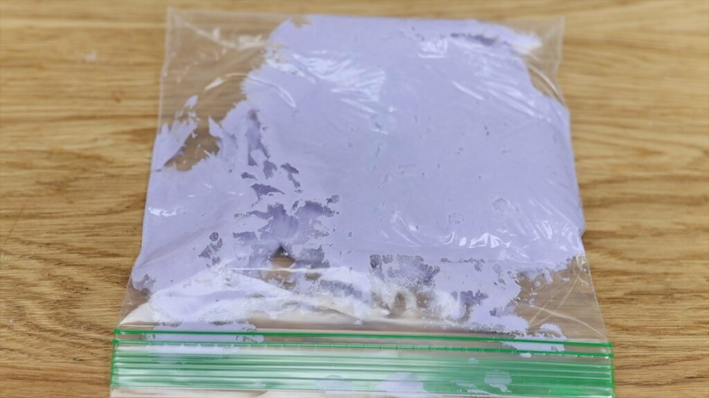 how to store leftover frosting in the freezer