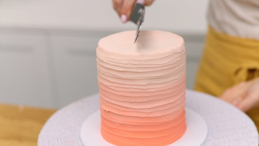 how to take a border off a cake