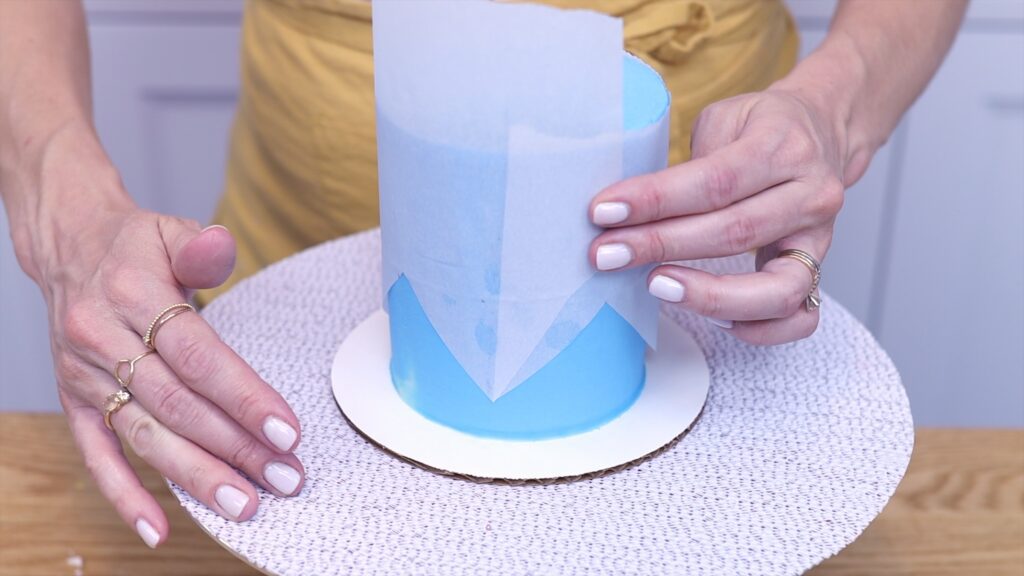 how to use parchment paper stencils on cakes